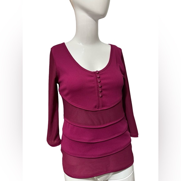 Stella McCartney Long Sleeve Mesh-Panel Top – Size Medium - Picture 3 of 8